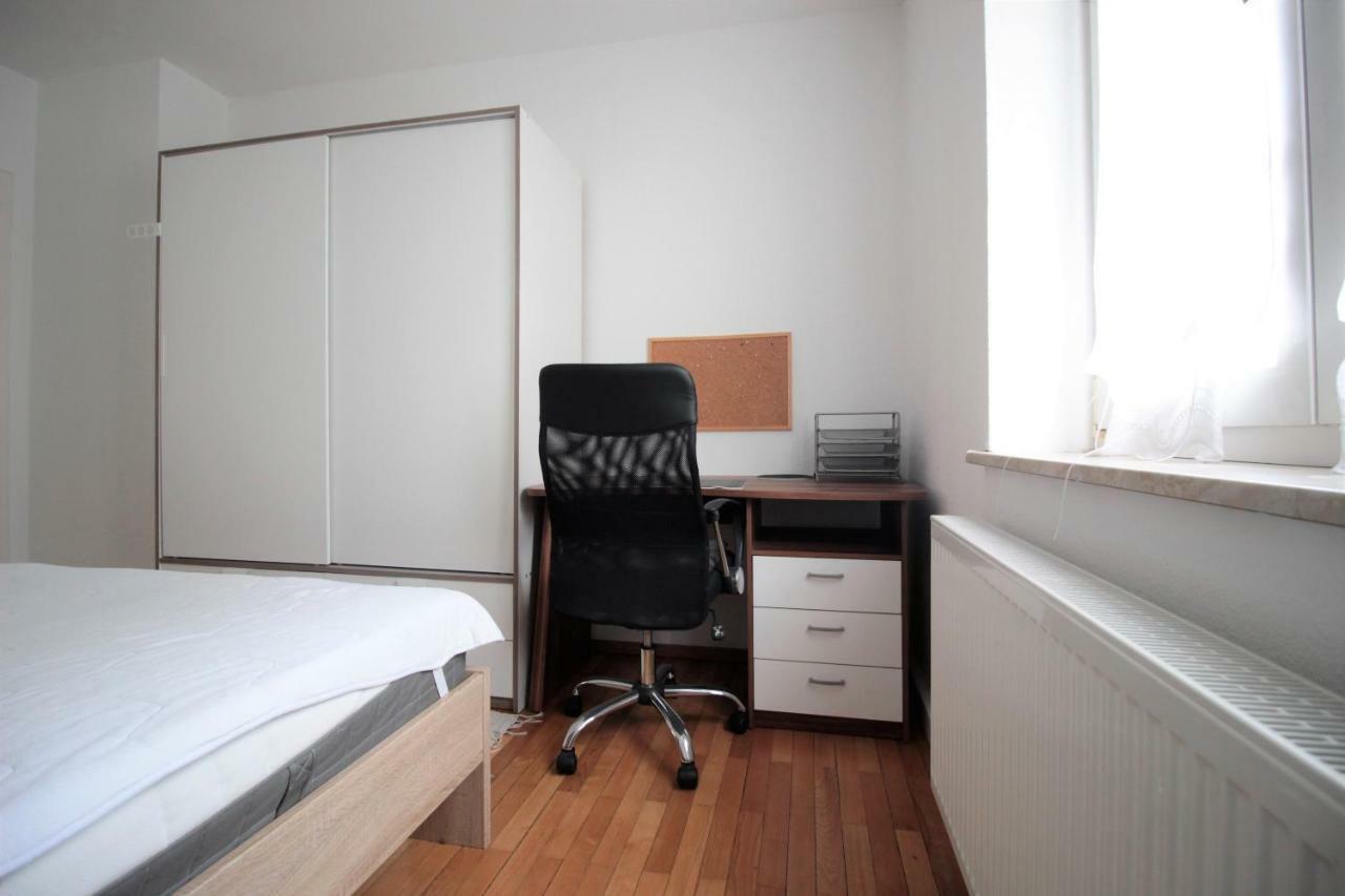 Charming 3-Bedroom Apartment With Parking Lot Würzburg Eksteriør bilde