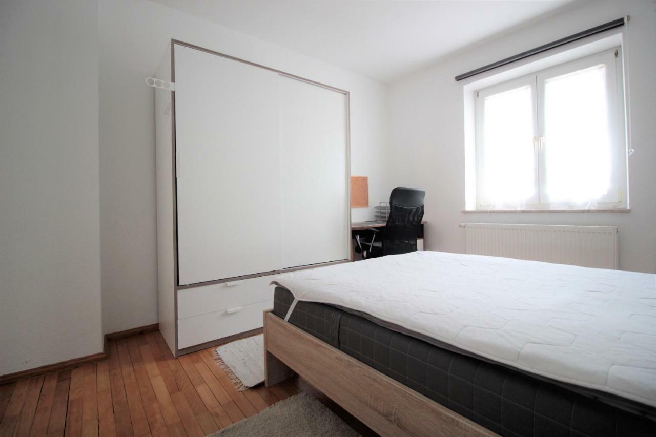 Charming 3-Bedroom Apartment With Parking Lot Würzburg Eksteriør bilde