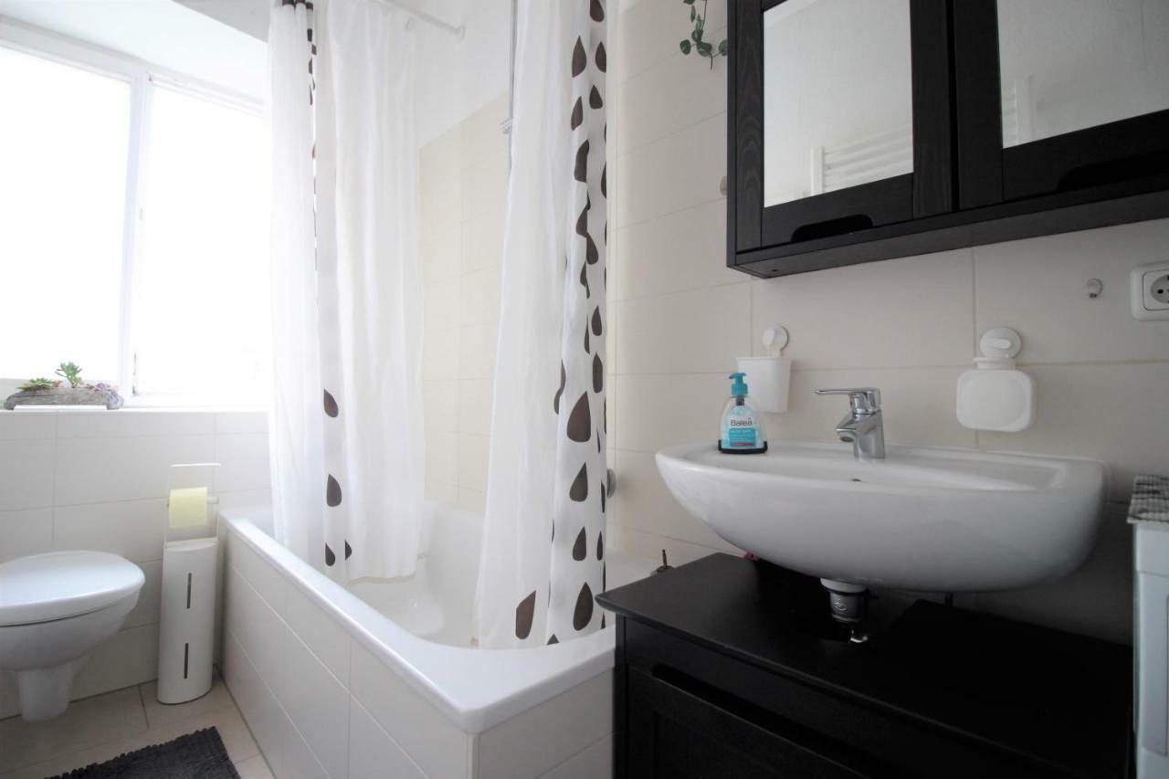 Charming 3-Bedroom Apartment With Parking Lot Würzburg Eksteriør bilde
