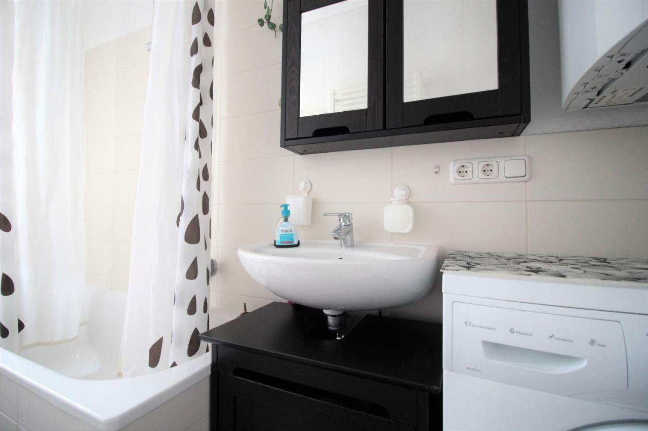 Charming 3-Bedroom Apartment With Parking Lot Würzburg Eksteriør bilde